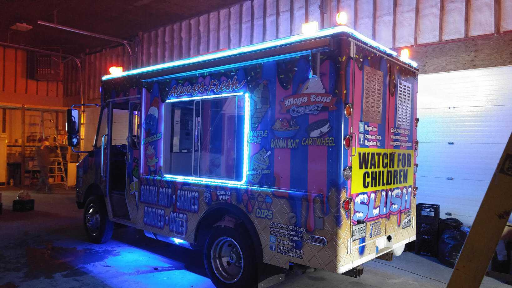 ice-cream-truck-rentals-mega-cone-kitchener-ontario-2018-